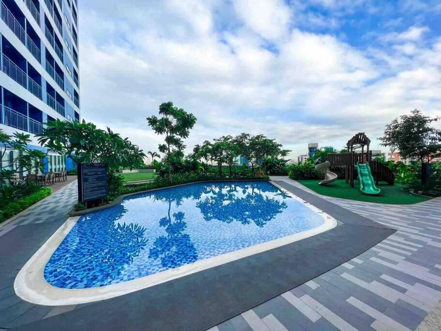 Air Residences - 1Bedroom Unit With Balcony - Wifi & Netflix Manila Exteriör bild